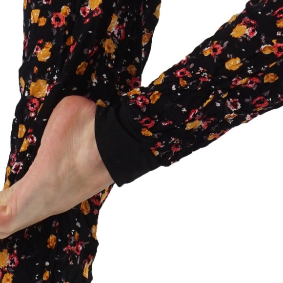 Pants light weight with drag-stings - Picture 3 of 3